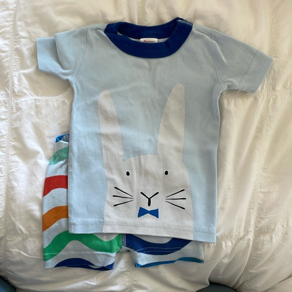 Hanna Andersson Bunny shorts PJs size 2T